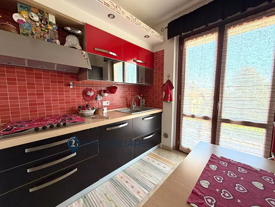 Immagine 3 di Casa indipendente in vendita  in Via Ferdinando Compagni 19 a Massa