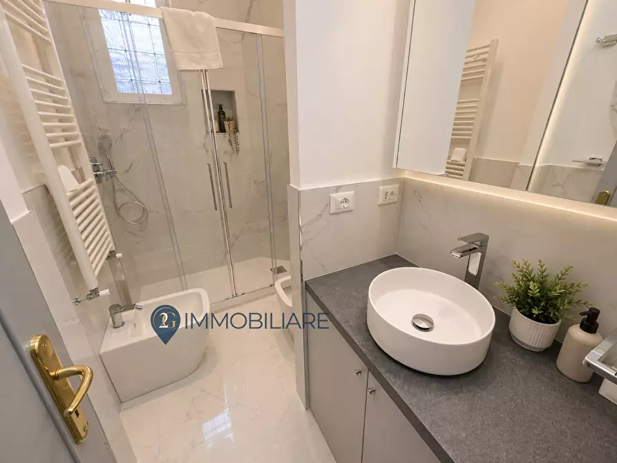Immagine 9 di Appartamento in vendita  in Via Carpenino 5 a La Spezia