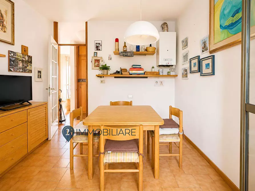 Immagine 17 di Appartamento in vendita  in via giuseppe di vittorio 26 a Santo Stefano Di Magra