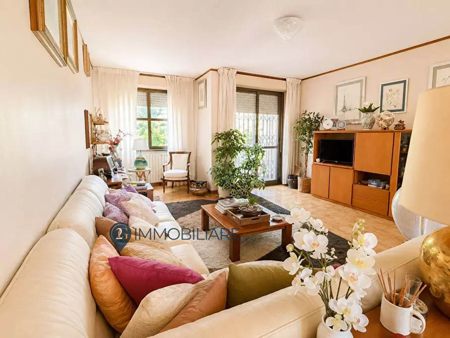 Immagine 8 di Appartamento in vendita  in via giuseppe di vittorio 26 a Santo Stefano Di Magra