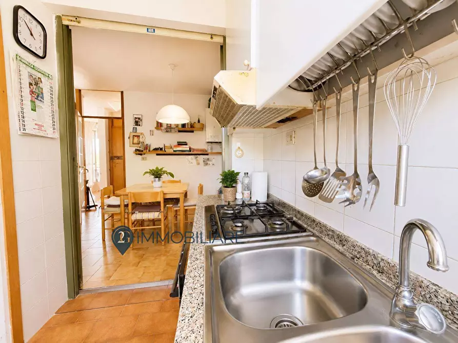 Immagine 15 di Appartamento in vendita  in via giuseppe di vittorio 26 a Santo Stefano Di Magra