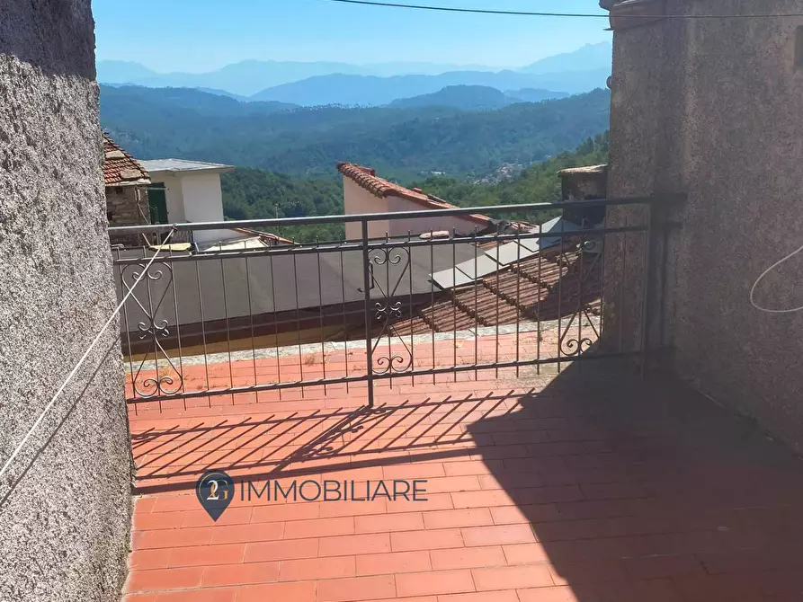 Immagine 2 di Casa indipendente in vendita  in VIA SAN ROCCO 47 a Beverino