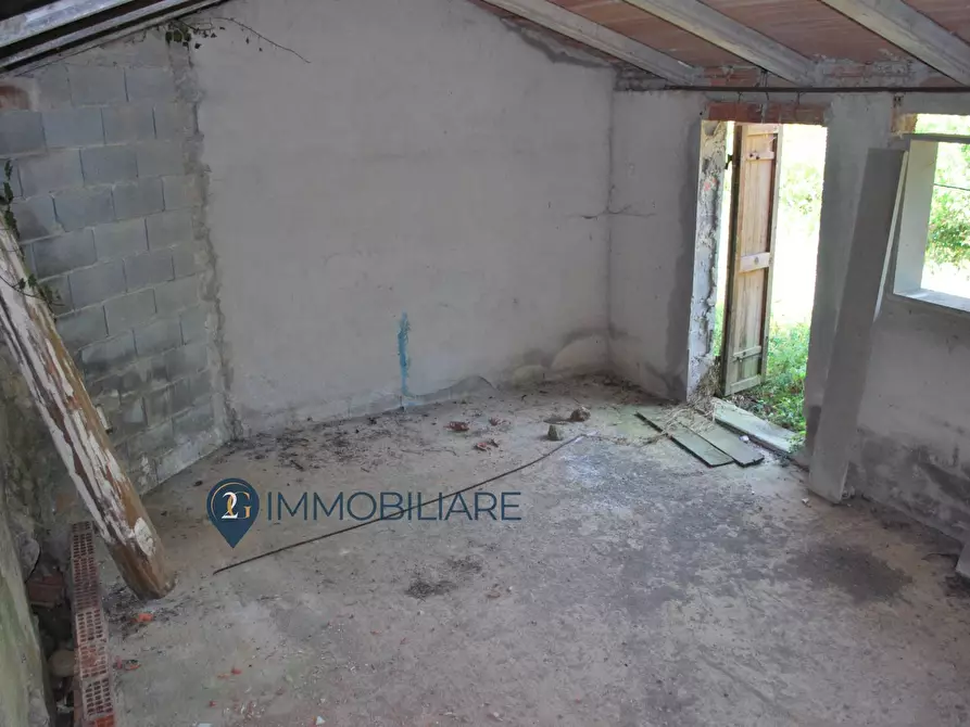 Immagine 5 di Rustico / casale in vendita  in Zanego a Beverino
