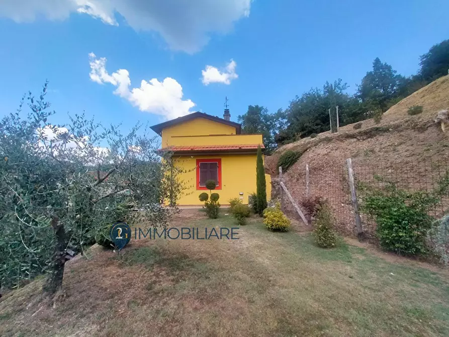 Immagine 8 di Casa indipendente in vendita  in Strada Provinciale 10 2 a Massa