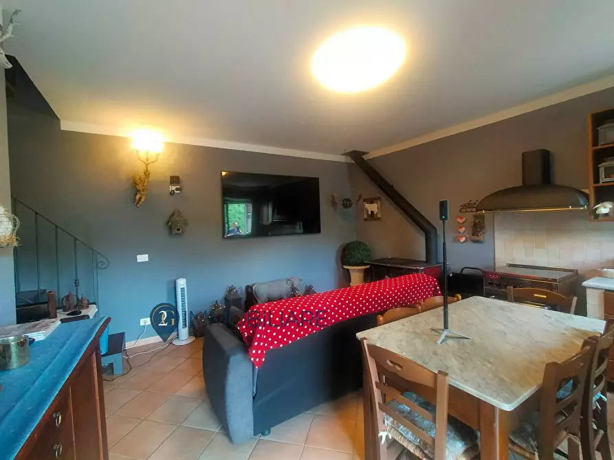 Immagine 10 di Casa indipendente in vendita  in Strada Provinciale 10 2 a Massa