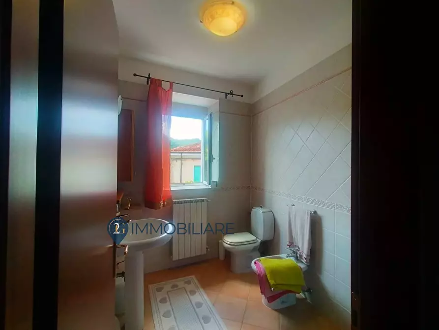 Immagine 13 di Casa indipendente in vendita  in Strada Provinciale 10 2 a Massa