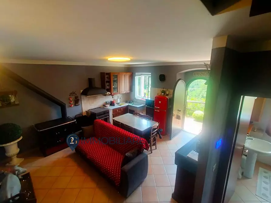 Immagine 25 di Casa indipendente in vendita  in Strada Provinciale 10 2 a Massa