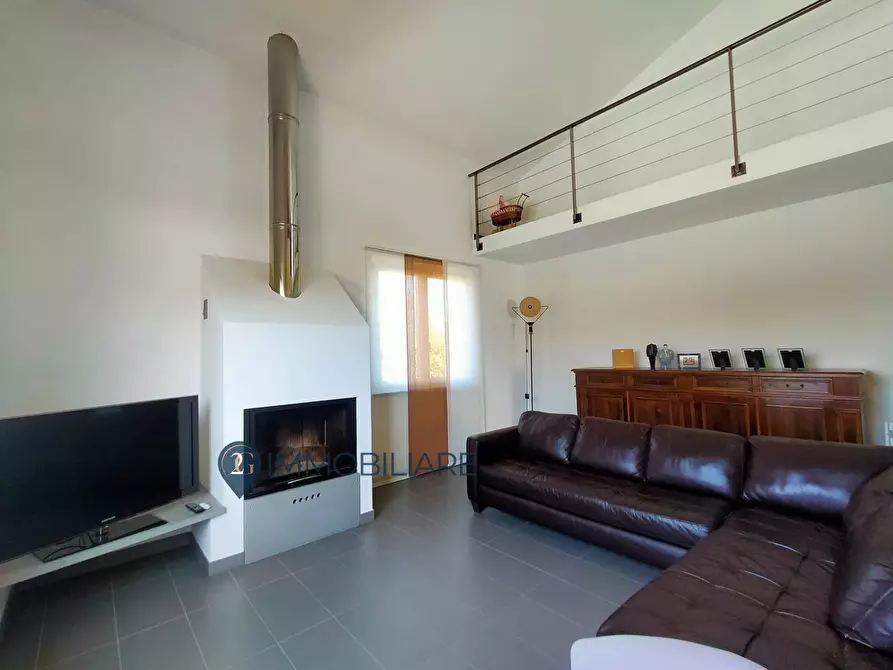 Immagine 4 di Villa in vendita  in via vicolo turì a Sarzana