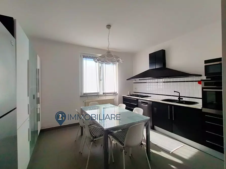 Immagine 13 di Villa in vendita  in via vicolo turì a Sarzana