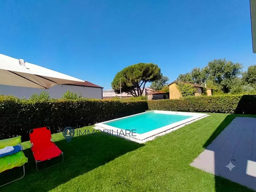 Immagine 21 di Villa in vendita  in via vicolo turì a Sarzana