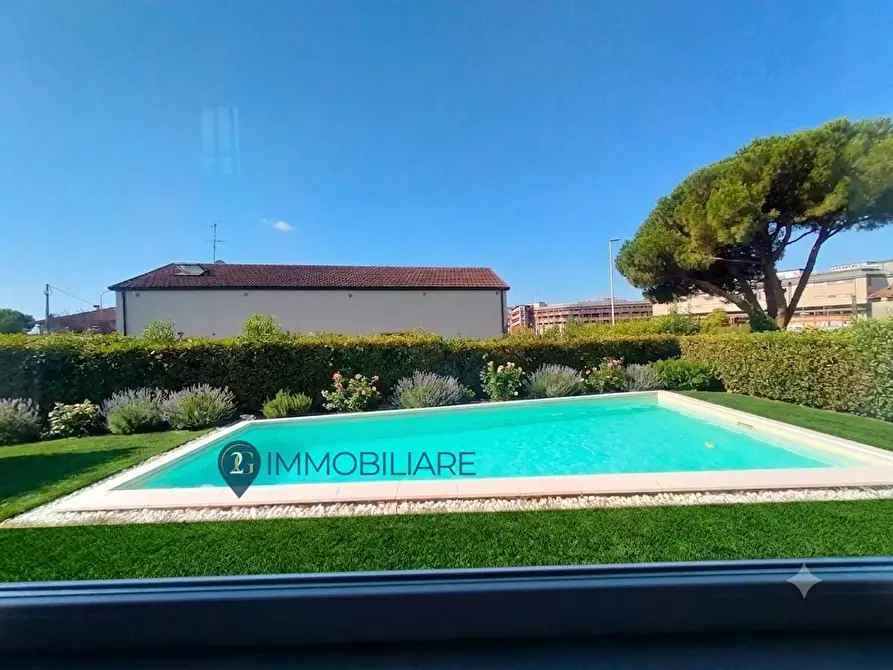 Immagine 29 di Villa in vendita  in via vicolo turì a Sarzana