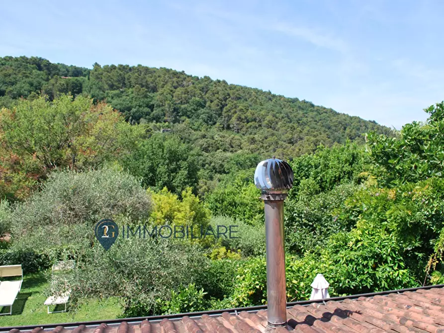 Immagine 21 di Casa semindipendente in vendita  in Zanego a Beverino