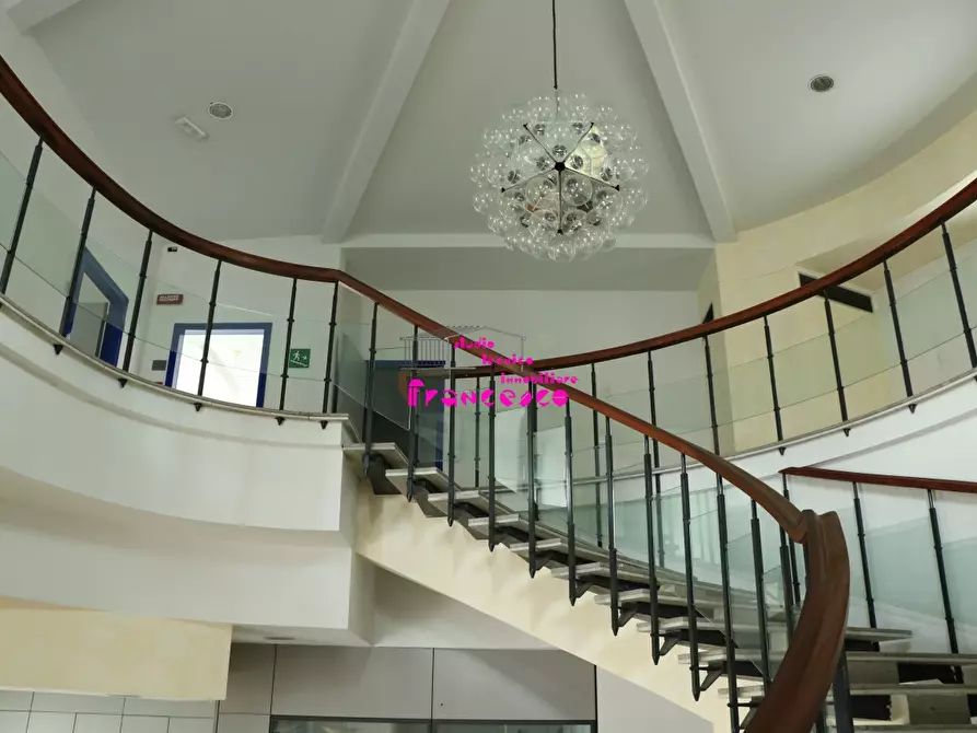 Immagine 8 di Ufficio in vendita  in Via Francesco Berni a Empoli