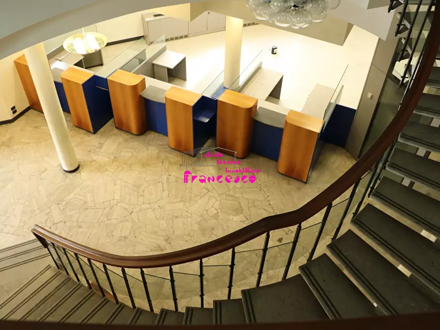 Immagine 19 di Ufficio in vendita  in Via Francesco Berni a Empoli