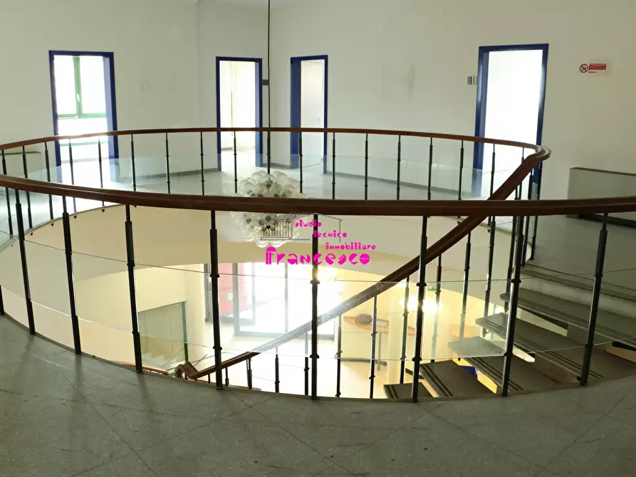 Immagine 20 di Ufficio in vendita  in Via Francesco Berni a Empoli