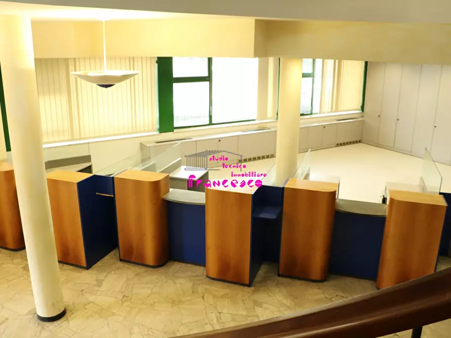 Immagine 21 di Ufficio in vendita  in Via Francesco Berni a Empoli