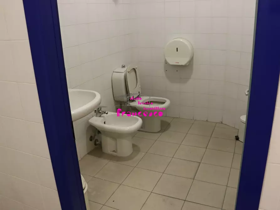 Immagine 30 di Ufficio in vendita  in Via Francesco Berni a Empoli