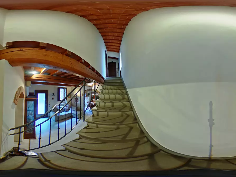 Immagine 24 di Palazzo in vendita  in Via della Forra a Lastra A Signa