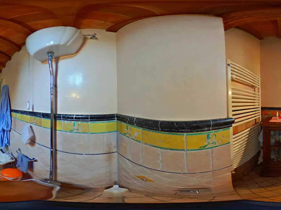 Immagine 14 di Palazzo in vendita  in Via della Forra a Lastra A Signa