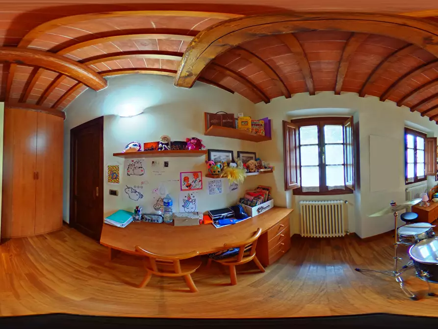 Immagine 15 di Palazzo in vendita  in Via della Forra a Lastra A Signa