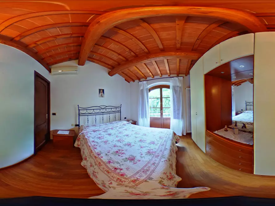 Immagine 17 di Palazzo in vendita  in Via della Forra a Lastra A Signa