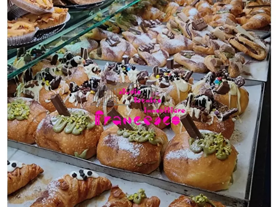 Immagine 1 di Attività commerciale in vendita  in Via degli Olmi a Sesto Fiorentino