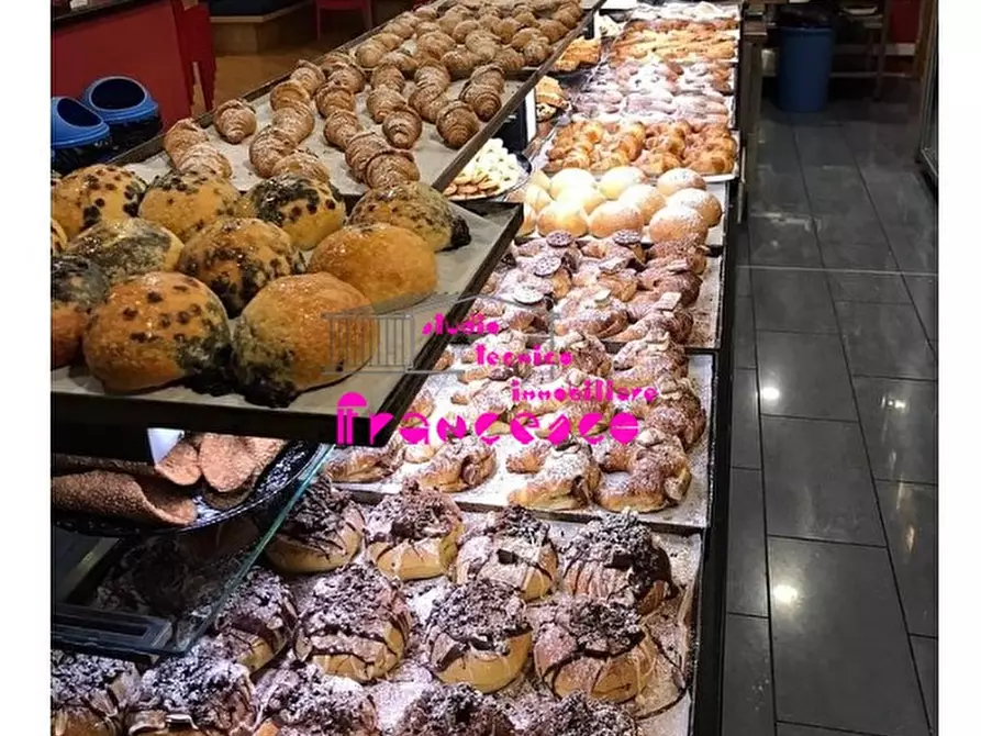 Immagine 6 di Attività commerciale in vendita  in Via degli Olmi a Sesto Fiorentino