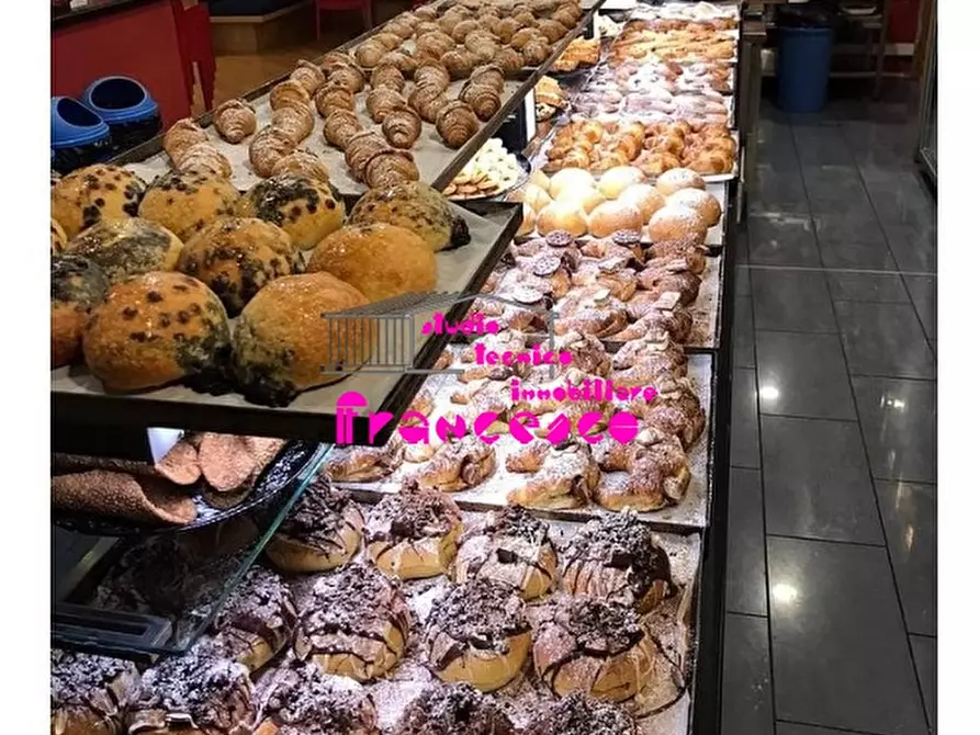 Immagine 8 di Attività commerciale in vendita  in Piazza Garibaldi a San Piero A Sieve