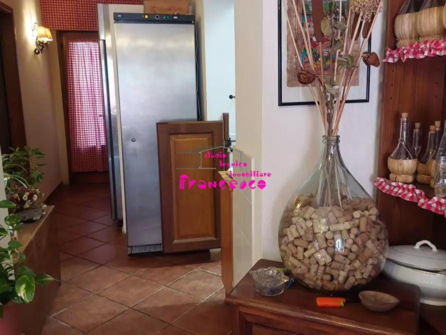 Immagine 5 di Attività commerciale in vendita  in Via Chiantigiana per Ferrone a Impruneta