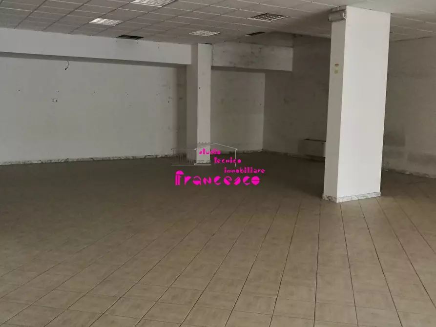 Immagine 2 di Locale commerciale in affitto  in Via Francesco Berni a Empoli