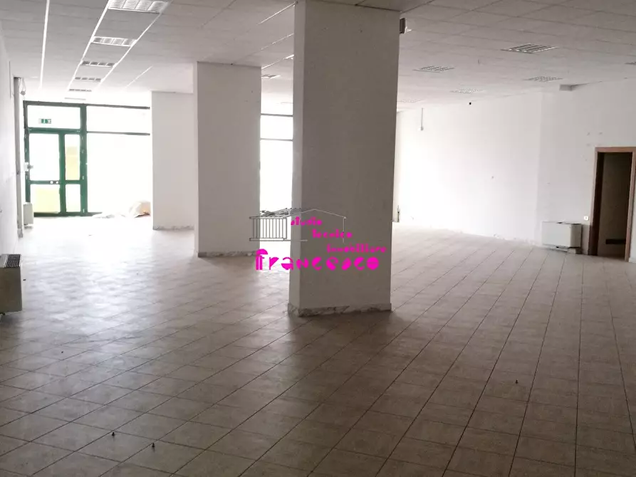 Immagine 7 di Locale commerciale in affitto  in Via Francesco Berni a Empoli