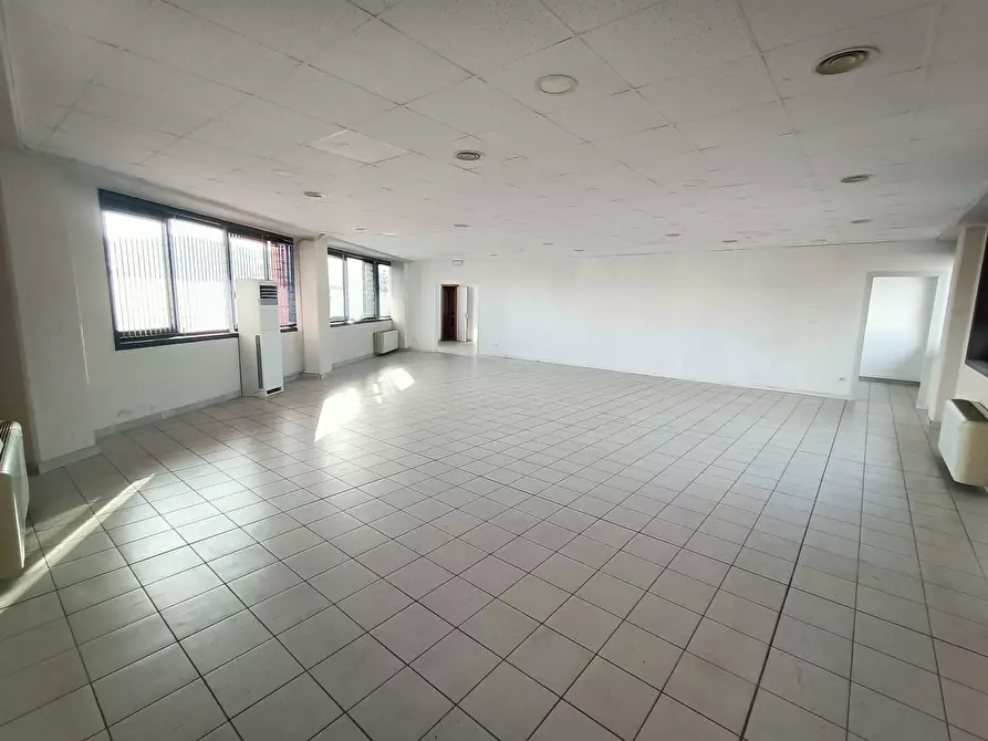 Immagine 3 di Laboratorio in affitto  in Via Pratese a Firenze