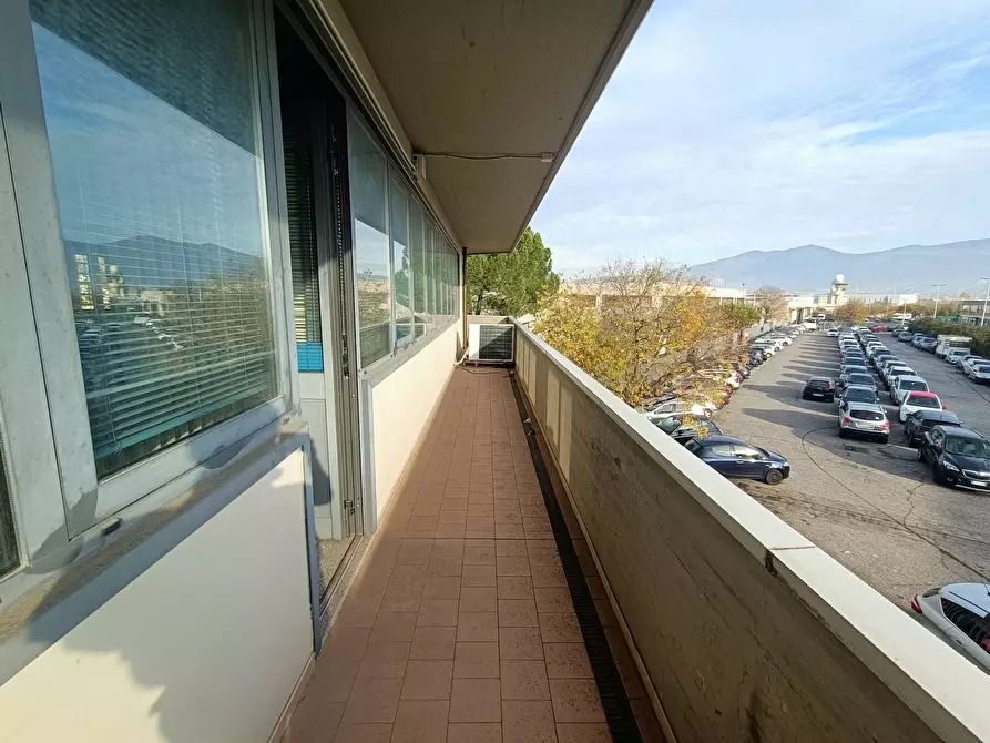 Immagine 1 di Laboratorio in affitto  in Via Pratese a Firenze