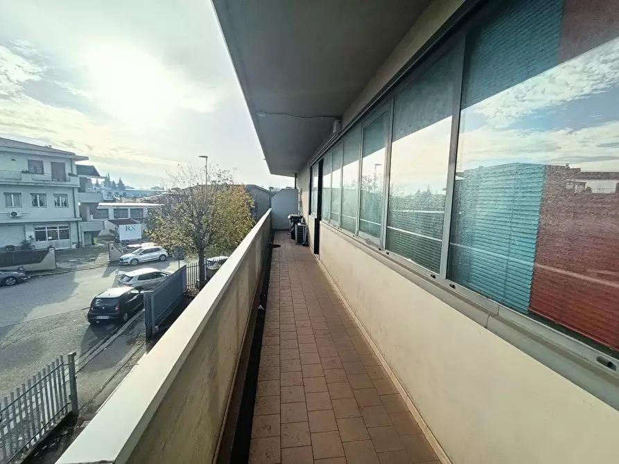 Immagine 2 di Laboratorio in affitto  in Via Pratese a Firenze