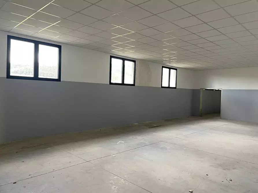 Immagine 6 di Capannone industriale in vendita  in Via Fosco Bessi a Calenzano