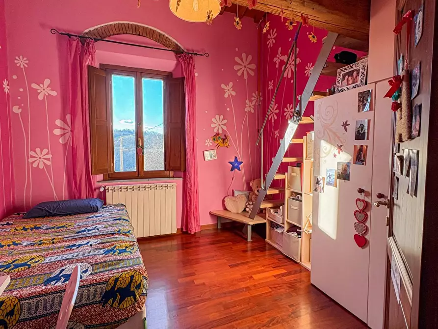 Immagine 17 di Villa in vendita  in Via di Novoli a Lastra A Signa