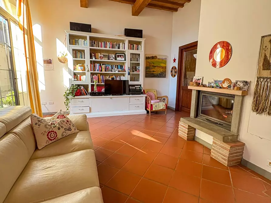 Immagine 25 di Villa in vendita  in Via di Novoli a Lastra A Signa