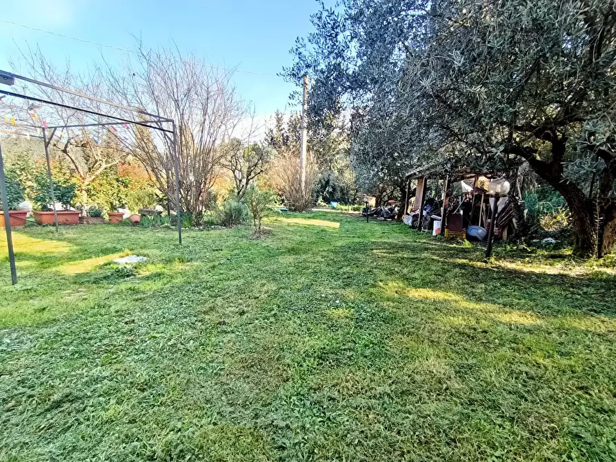 Immagine 34 di Villa in vendita  in Via di Novoli a Lastra A Signa