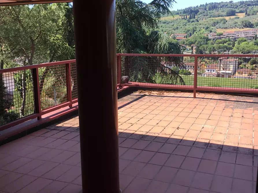 Immagine 19 di Villa in vendita  in via di San Miniato a Signa
