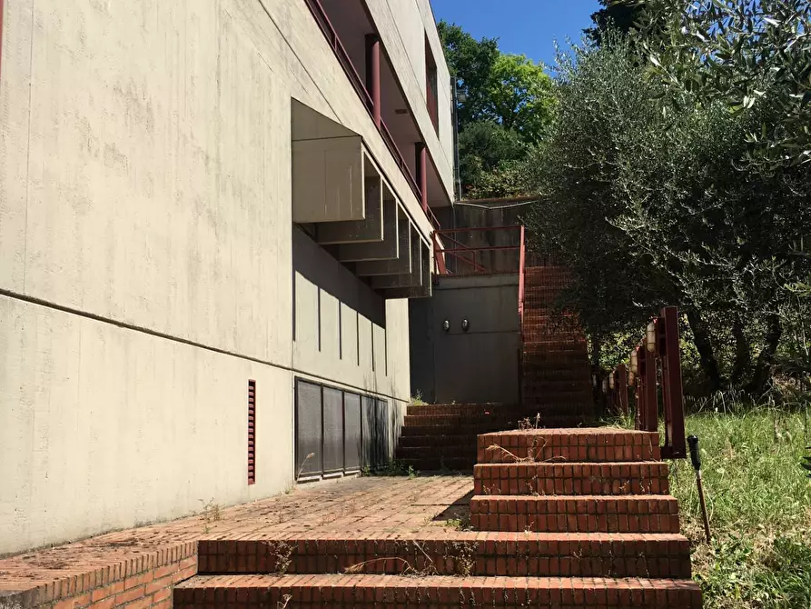 Immagine 27 di Villa in vendita  in via di San Miniato a Signa