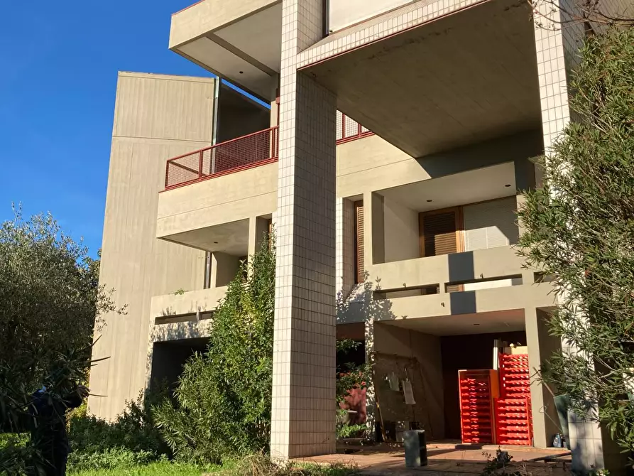 Immagine 3 di Villa in vendita  in via di San Miniato a Signa