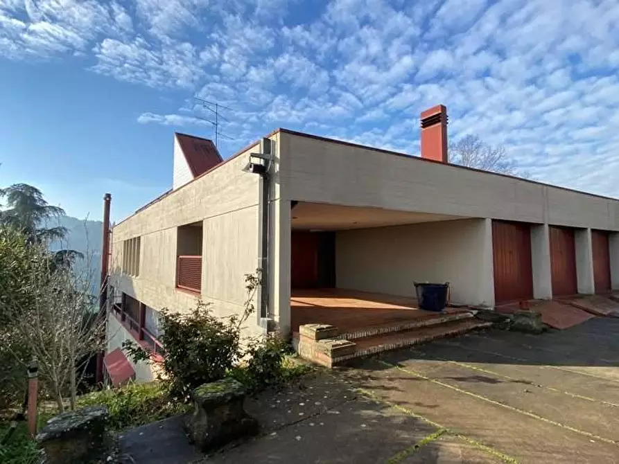 Immagine 35 di Villa in vendita  in via di San Miniato a Signa