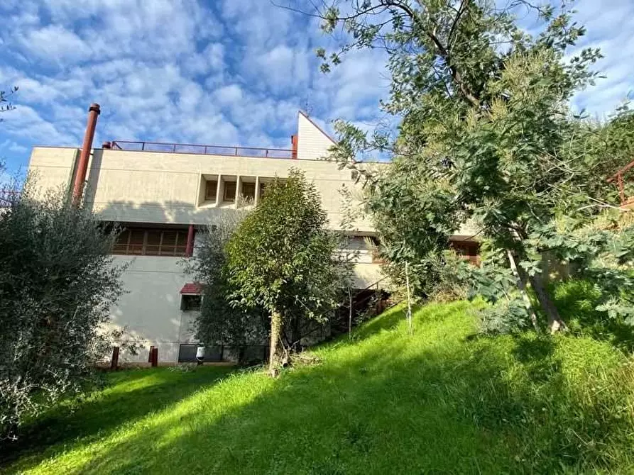 Immagine 4 di Villa in vendita  in via di San Miniato a Signa