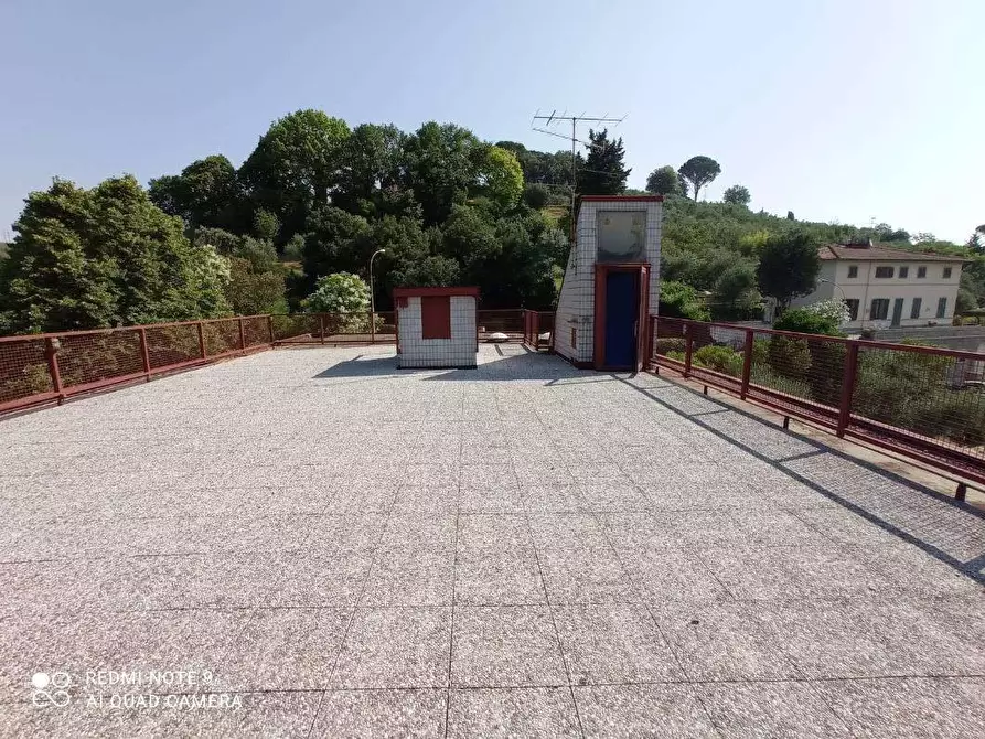 Immagine 25 di Villa in vendita  in via di San Miniato a Signa