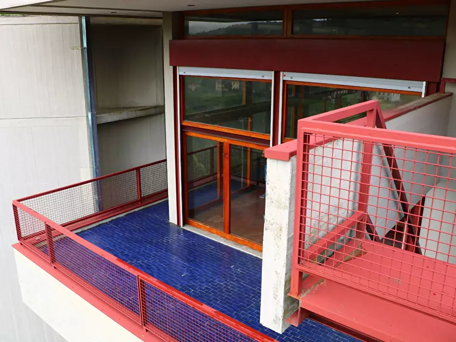 Immagine 16 di Villa in vendita  in via di San Miniato a Signa