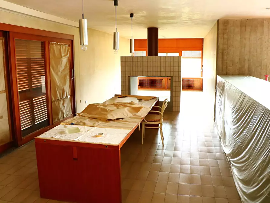 Immagine 15 di Villa in vendita  in via di San Miniato a Signa