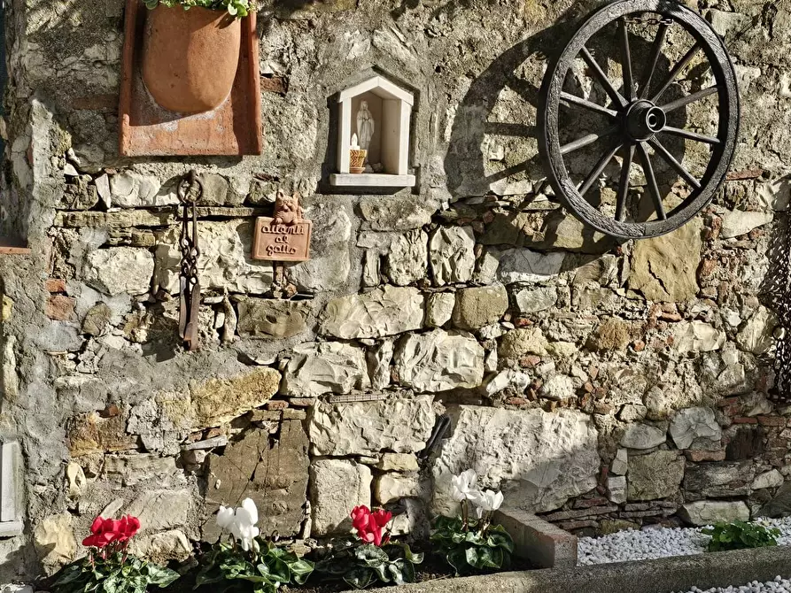 Immagine 1 di Casa indipendente in vendita  in Via di Carraia a Calenzano