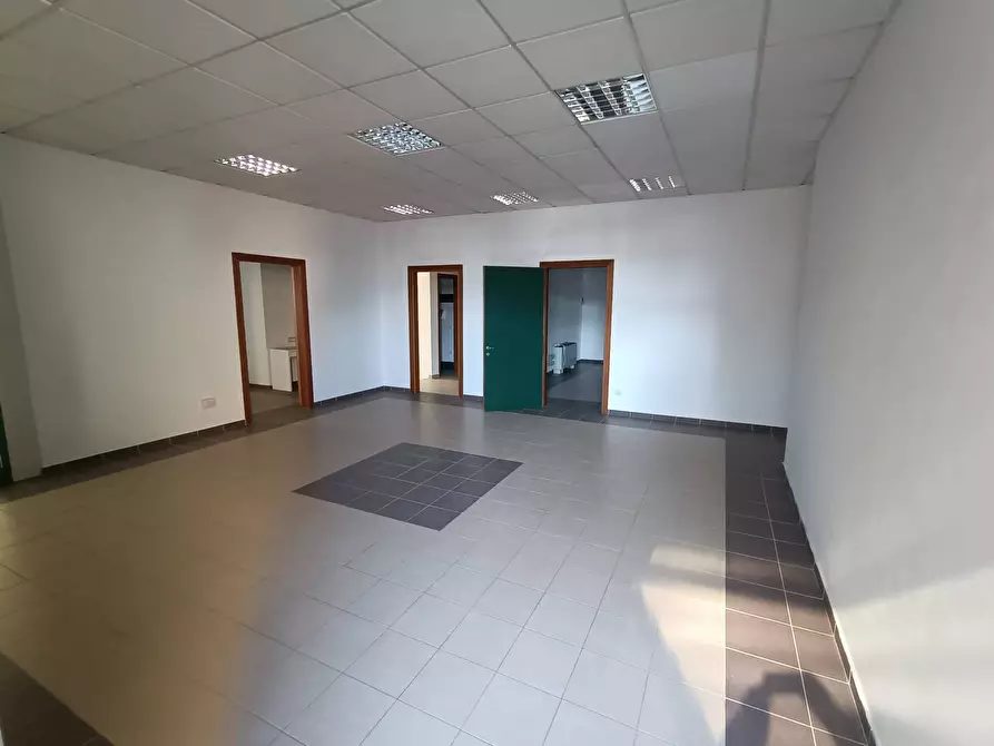 Immagine 17 di Ufficio in affitto  in Via Francesco Berni a Empoli