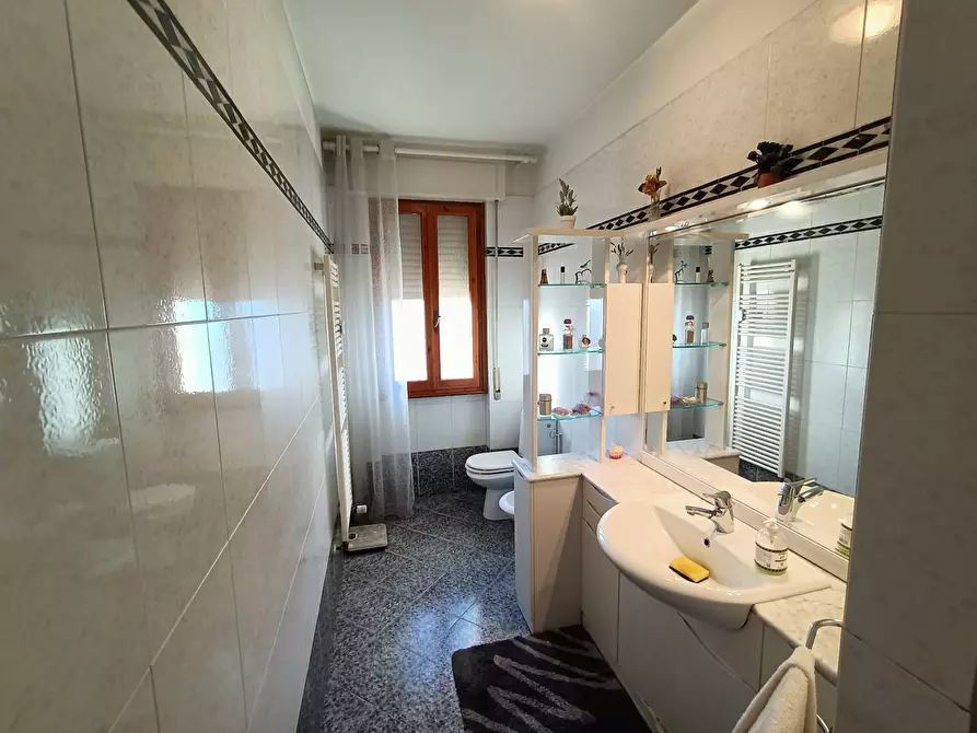 Immagine 13 di Appartamento in vendita  in Via San Bartolo A Cintoia a Firenze