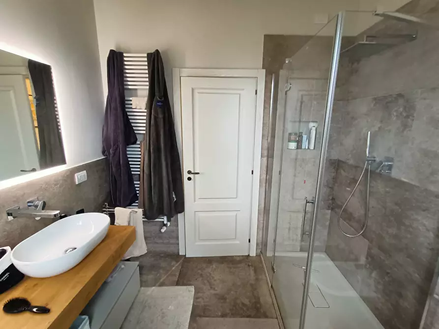 Immagine 10 di Appartamento in vendita  in Via del Lastrico a Firenze